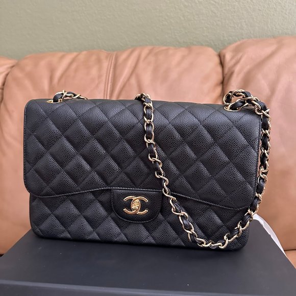 NEW classic jumbo chanel bag w/ AUTHENTICITY CARD - Picture 1 of 9